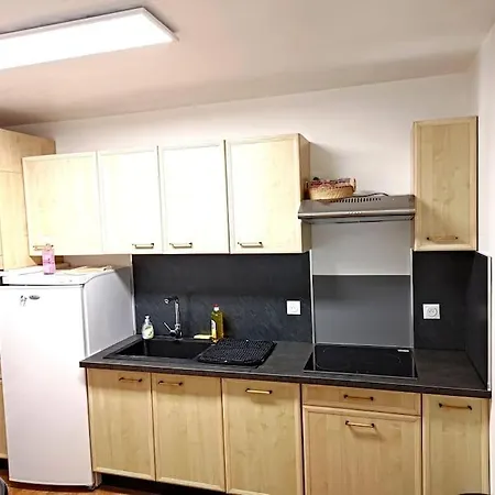 Maison Avec Exterieur Et Arrivee Autonome - Aurillac Esterno foto