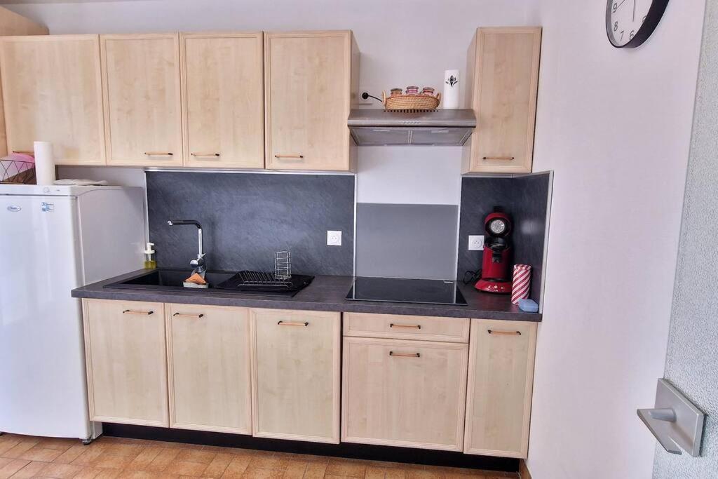 Maison Avec Exterieur Et Arrivee Autonome - Apartment