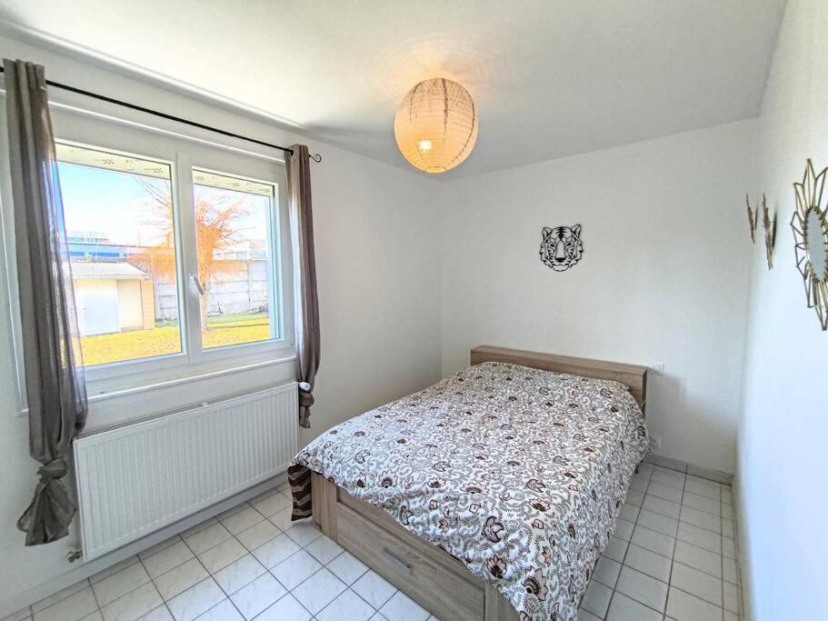 Maison Avec Exterieur Et Arrivee Autonome - *
